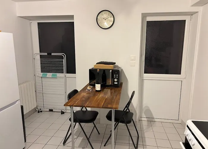 Maison En Triplex Proche Centre-Ville * Val de Saire