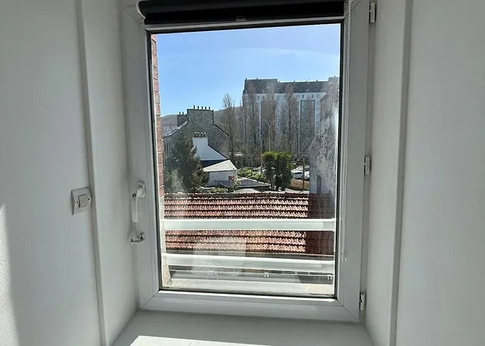 Maison En Triplex Proche Centre-Ville Val de Saire